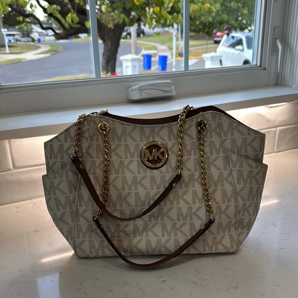 Michael Kors Cream and Brown Shoulder Bag